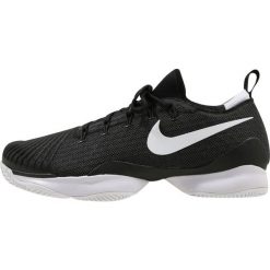 Nike Performance MEN AIR ZOOM ULTRA REACT HC Obuwie do tenisa Outdoor black/white/anthracite. Czarne buty trekkingowe męskie marki Nike Performance, z tworzywa sztucznego, outdoorowe. W wyprzedaży za 440,30 zł.