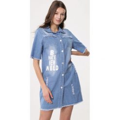 Niebieska Sukienka Eventualize. Niebieskie sukienki damskie Born2be, s, bez wzorów, z koszulowym kołnierzykiem, bez rękawów, koszulowe. Za 59,99 zł.