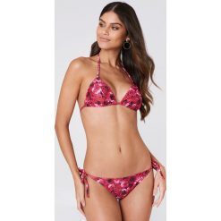 Stroje dwuczęściowe damskie: NA-KD Swimwear Dół bikini Rose Triangle – Pink,Multicolor