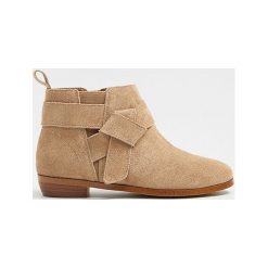 Mango Kids - Botki dziecięce Ellis 32-36. Botki dziewczęce z okrągłym noskiem. Za 199,90 zł.