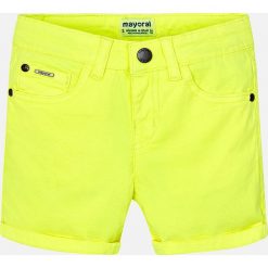 Mayoral - Szorty dziecięce 92-134 cm. Żółte spodenki chłopięce Mayoral, bez wzorów, z elastanu, casualowe. W wyprzedaży za 57,90 zł.