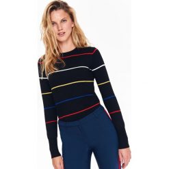 SWETER DŁUGI RĘKAW DAMSKI. Czarne swetry klasyczne damskie marki Top Secret, na zimę, w paski, z dzianiny, eleganckie, z okrągłym kołnierzem. W wyprzedaży za 39,99 zł.