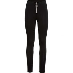Legginsy z zamkiem bonprix czarny. Czarne legginsy damskie bonprix. Za 54,99 zł.