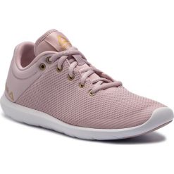 Buty Reebok - Studio Basics CN6669 Lilac/White/Brass. Fioletowe buty sportowe damskie Reebok, bez wzorów, z tworzywa sztucznego, sportowe, na fitness i siłownię. W wyprzedaży za 159,00 zł.