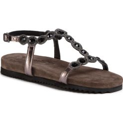 Sandały TAMARIS - 1-28241-24 Pewter Glam 966. Szare klapki damskie Tamaris, bez wzorów, ze skóry, bez obcasa. W wyprzedaży za 179,00 zł.