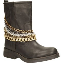 Botki steve madden 01010473. Botki damskie Steve Madden, bez obcasa, bez zapięcia. Za 699,99 zł.
