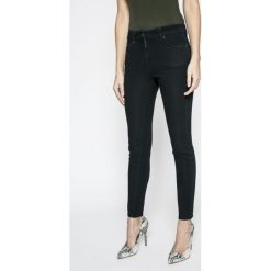 Marciano Guess - Spodnie. Czarne rurki damskie marki bonprix, z aplikacjami, z denimu. Za 639,90 zł.
