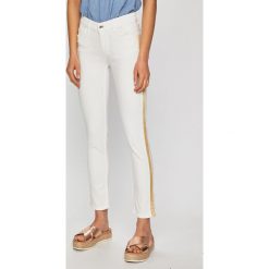 Liu Jo - Jeansy Ideal. Białe jeansy damskie Liu Jo, bez wzorów, z elastanu. Za 699,90 zł.