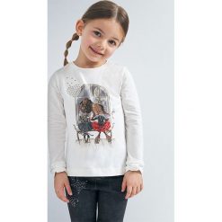 Mayoral - Longsleeve dziecięcy 92-134 cm. Czarne bluzki dziewczęce Mayoral, z nadrukiem, z elastanu, z okrągłym kołnierzem, z długim rękawem, długie, bez kaptura. Za 74,90 zł.