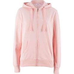 Bluza rozpinana bonprix perłowy jasnoróżowy. Różowe bluzy sportowe damskie marki bonprix, w paski, z kapturem. Za 59,99 zł.