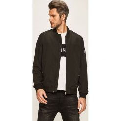 Only & Sons - Kurtka bomber. Czarne płaszcze męskie Only & Sons, xl, bez wzorów, z poliesteru, krótkie, bez kaptura. W wyprzedaży za 149,90 zł.