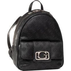 Plecak GUESS - Emilia HWSG77 43310 BLACK. Czarne plecaki damskie Guess, z aplikacjami, ze skóry ekologicznej, klasyczne. Za 629,00 zł.