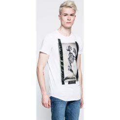 T-shirty męskie z nadrukiem: Religion – T-shirt Pray