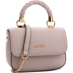 Torebka LIU JO - S Crossbody Manhat A68098 E0011 Red Sand 61509. Czerwone torebki klasyczne damskie Liu Jo, ze skóry ekologicznej. W wyprzedaży za 349,00 zł.