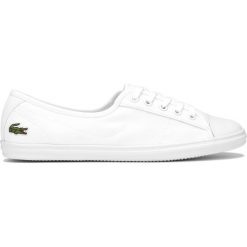 Lacoste Ziane Trampki Biały. Białe trampki i tenisówki damskie Lacoste, bez wzorów, z materiału, bez zapięcia. Za 335,95 zł.