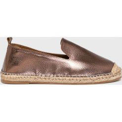 Answear - Espadryle. Pomarańczowe espadryle damskie ANSWEAR, bez wzorów, z gumy, bez obcasa, na obcasie. W wyprzedaży za 49,90 zł.