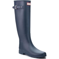 Kalosze HUNTER - Original Refined WFT1071RMA Navy. Niebieskie kalosze damskie Hunter, z aplikacjami, z tworzywa sztucznego. W wyprzedaży za 439,00 zł.
