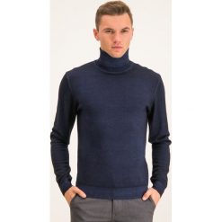 Golf Digel 1298001. Czerwone swetry męskie Digel, m, bez wzorów, z wełny, z golfem, bez kaptura. W wyprzedaży za 279,00 zł.
