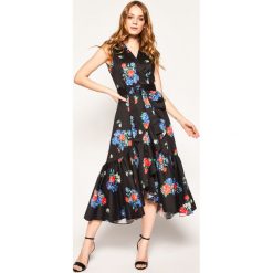 Sukienka codzienna Tory Burch Printed Wrap 58305. Czarne sukienki damskie Tory Burch, na co dzień, xl, bez wzorów, z bawełny, bez kołnierzyka, bez rękawów, proste. W wyprzedaży za 1419,00 zł.