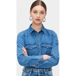 Koszula jeansowa - Niebieski. Niebieskie koszule damskie Cropp, s, bez wzorów, z jeansu, bez kołnierzyka, bez rękawów. W wyprzedaży za 62,99 zł.