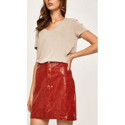Answear - Spódnica. Czerwone spódniczki damskie ANSWEAR, s, bez wzorów, z poliesteru, z podwyższonym stanem, mini, ołówkowe. W wyprzedaży za 49,90 zł.
