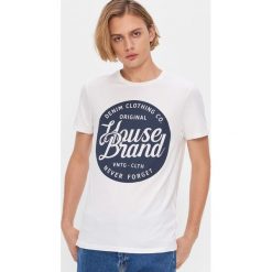 T-shirt Biały. Białe t-shirty męskie House, s, bez wzorów, bez kołnierzyka. W wyprzedaży za 25,99 zł.