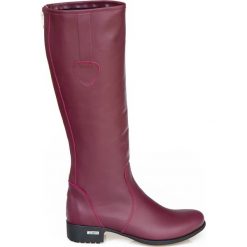 Kozaki - skóra naturalna - model 160 - kolor bordowy. Czerwone kozaki damskie Zapato, na co dzień, na zimę, z jeansu, eleganckie, przed kolano, na niskim obcasie, na płaskiej podeszwie, bez zapięcia. W wyprzedaży za 399,20 zł.