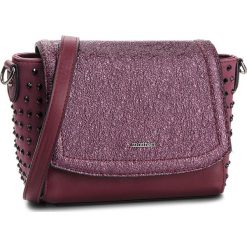 Torebka MONNARI - BAG7990-005 Burgundy. Czerwone torebki klasyczne damskie marki Monnari, bez wzorów, ze skóry ekologicznej, bez dodatków. W wyprzedaży za 139,00 zł.