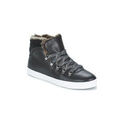 Buty Clarks MARIBEL GLOVE. Czarne trampki i tenisówki damskie Clarks, bez wzorów, bez zapięcia. Za 239,20 zł.