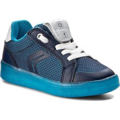 Sneakersy GEOX - J Kommodor B.A J825PA 014BU C0693 S Navy/Lt Blue. Niebieskie trampki chłopięce marki Geox, bez wzorów, ze skóry ekologicznej, na sznurówki. W wyprzedaży za 199,00 zł.