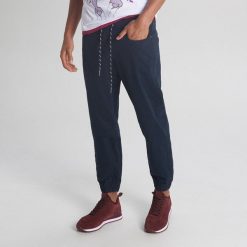 Joggery basic - Granatowy. Niebieskie spodnie męskie Cropp, s, bez wzorów. Za 79,99 zł.