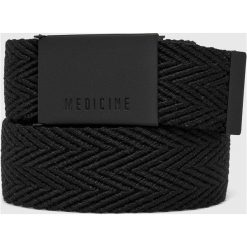 Medicine - Pasek Basic. Czarne paski męskie marki MEDICINE, w paski, z poliesteru. Za 19,90 zł.