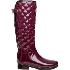 Kalosze HUNTER REFINED TALL QUILTED GLOSS WELLINGTON Fioletowy. Fioletowe kalosze damskie marki Hunter, z kauczuku. Za 497,00 zł.