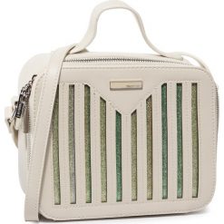 Torebka MONNARI - BAG1270-015 Beige. Brązowe torebki klasyczne damskie Monnari, bez wzorów, ze skóry ekologicznej, klasyczne, bez dodatków. W wyprzedaży za 139,00 zł.