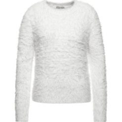 Sweter Silvian Heach Ouldia CVA19254MA. Białe swetry damskie Silvian Heach, s, bez wzorów, klasyczne, bez rękawów, bez kaptura. W wyprzedaży za 219,00 zł.