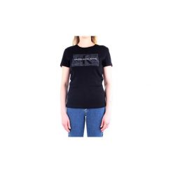 T-shirty z krótkim rękawem Calvin Klein Jeans J20J212482. Czarne t-shirty damskie Calvin Klein Jeans, s, bez wzorów, z jeansu, bez kołnierzyka. Za 242,05 zł.