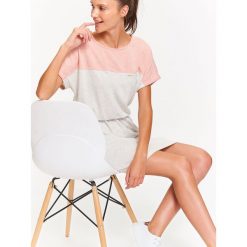 LUŹNA SUKIENKA DAMSKA W BLOKI KOLORÓW. Szare sukienki damskie DRYWASH, na co dzień, na jesień, s, bez wzorów, z bawełny, sportowe, bez kołnierzyka, bez rękawów, proste. W wyprzedaży za 39,99 zł.