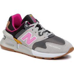 Sneakersy NEW BALANCE - WS997JGB Kolorowy Szary. Szare półbuty damskie New Balance, na co dzień, bez wzorów, ze skóry, bez obcasa, na płaskiej podeszwie, bez zapięcia. W wyprzedaży za 359,00 zł.