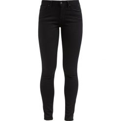 Levi's® Jeans Skinny Fit black sheep. Czarne rurki damskie marki Levi's®, z bawełny. Za 419,00 zł.
