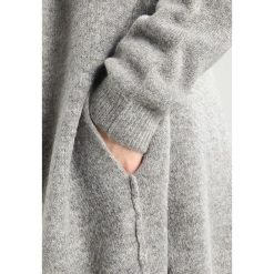 Kardigany damskie: Pieces PCIRIS Kardigan light grey melange