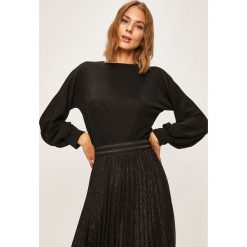 Answear - Bluzka. Czarne bluzki damskie ANSWEAR, s, z elastanu. W wyprzedaży za 49,90 zł.