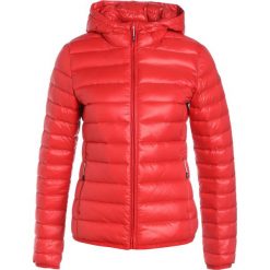 Icepeak THEA Kurtka puchowa rot. Czerwone kurtki sportowe damskie marki Icepeak, z materiału. W wyprzedaży za 279,30 zł.