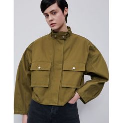 Kurtka z kieszeniami cargo - Khaki. Brązowe kurtki damskie Reserved, s, bez wzorów, bez kaptura. Za 139,99 zł.