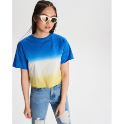 Koszulka tie dye - Niebieski. Niebieskie koszulki damskie Cropp, s, bez wzorów, bez kołnierzyka, bez rękawów. Za 49,99 zł.