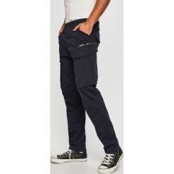 G-Star Raw - Spodnie. Niebieskie jeansy męskie G-Star RAW, bez wzorów, z elastanu, retro. W wyprzedaży za 299,90 zł.