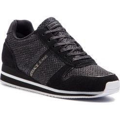 Sneakersy VERSACE JEANS - E0VTBSA1 70940 899. Czarne półbuty damskie Versace Jeans, z jeansu. W wyprzedaży za 399,00 zł.
