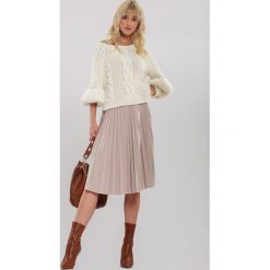 Jasnobeżowa Spódnica Decor. Brązowe spódniczki damskie Renee, uniwersalny, z dzianiny, midi. Za 79,99 zł.