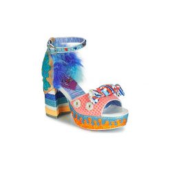 Czółenka Irregular Choice GLAZED CONFUSED. Niebieskie czółenka damskie Irregular Choice, bez wzorów, bez obcasa. Za 749,00 zł.