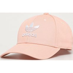 Adidas Originals - Czapka. Różowe czapki damskie adidas Originals, z aplikacjami, z bawełny. Za 69,90 zł.