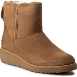 Buty UGG - W Kristin 1012497 W/Che. Brązowe kozaki damskie skórzane marki Ugg. W wyprzedaży za 519,00 zł.